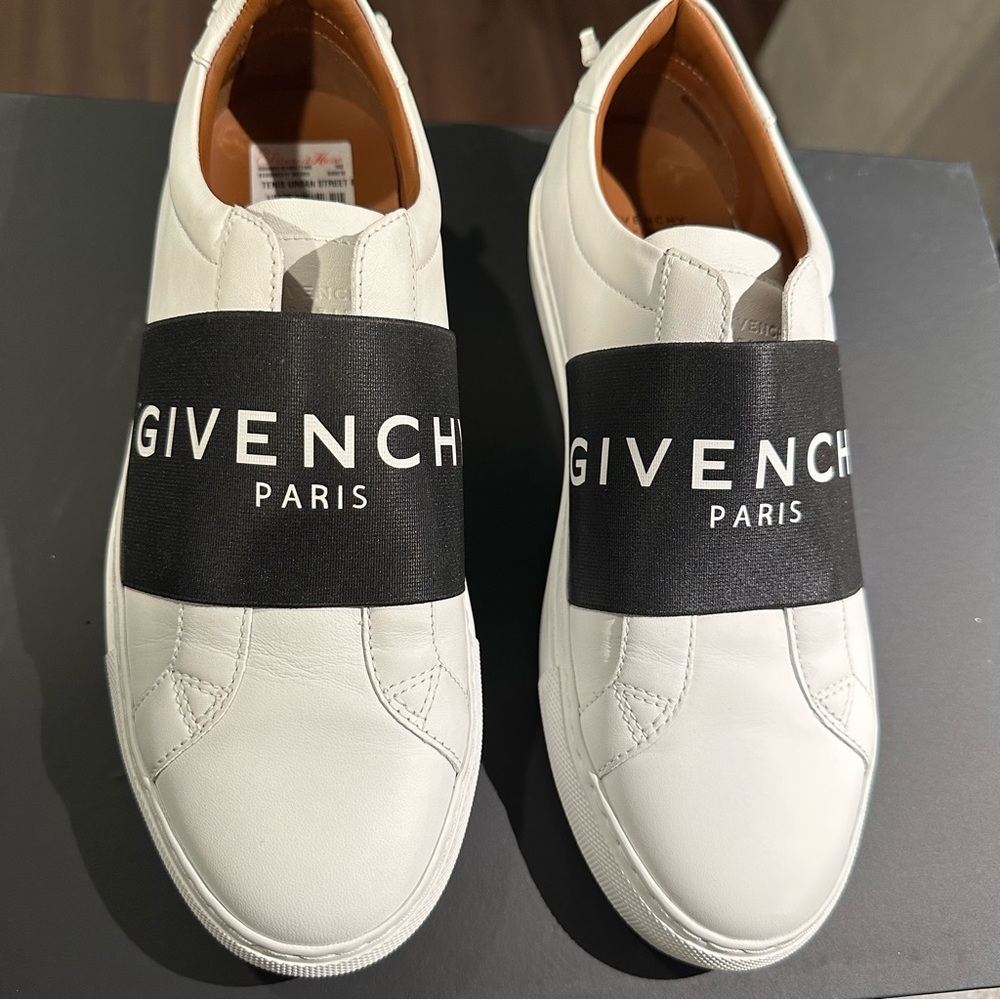 Givenchy White/Black Leather Urban Street  size 38 - Picture 2 of 7